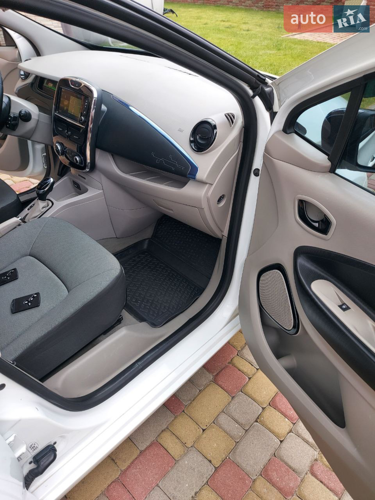 2014 Renault ZOE - мініатюра 21