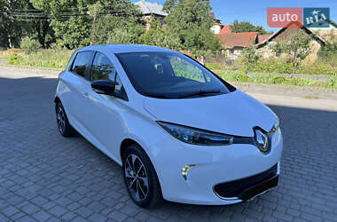 Хетчбек Renault Zoe 2017 в 