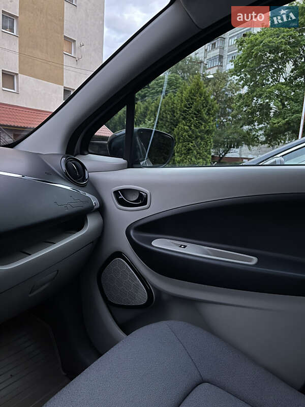 Хетчбек Renault Zoe 2015 в Львові