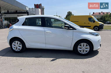 Хэтчбек Renault Zoe 2017 в 