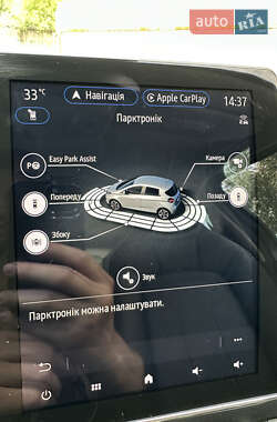 Хэтчбек Renault Zoe 2021 в 