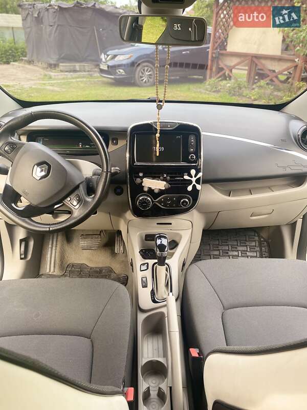 Хэтчбек Renault Zoe 2015 в Шептицькому