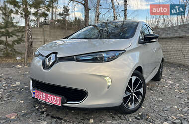 Хэтчбек Renault Zoe 2017 в 