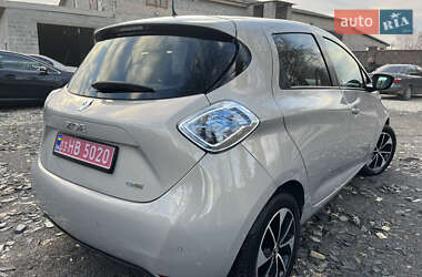 Хэтчбек Renault Zoe 2017 в 