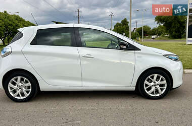 Хэтчбек Renault Zoe 2019 в 