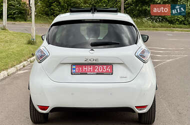Хэтчбек Renault Zoe 2019 в 