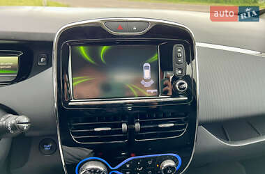 Хэтчбек Renault Zoe 2019 в 