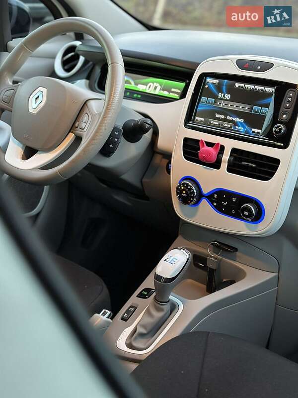 Хетчбек Renault Zoe 2015 в Львові