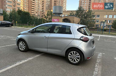 Хэтчбек Renault Zoe 2021 в 
