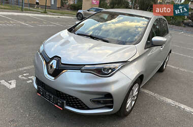Хэтчбек Renault Zoe 2021 в 