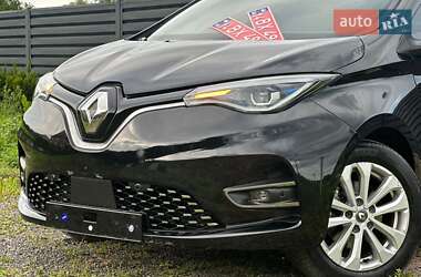 Хэтчбек Renault Zoe 2022 в 