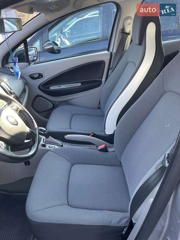 Хэтчбек Renault Zoe 2015 в Ровно