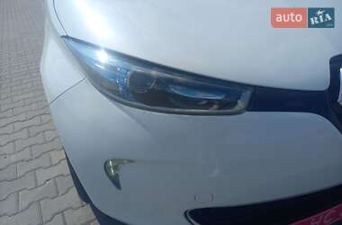 Хетчбек Renault Zoe 2013 в 