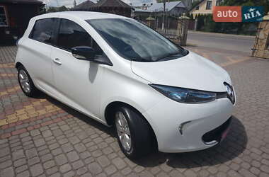 Хетчбек Renault Zoe 2016 в 