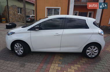 Хетчбек Renault Zoe 2016 в 