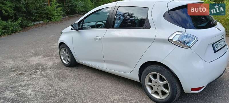 Хетчбек Renault Zoe 2013 в Житомирі фото 6 Хетчбек Renault Zoe 2013 в Житомирі