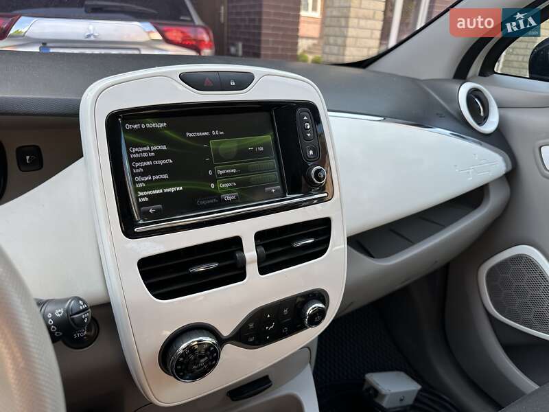 Хэтчбек Renault Zoe 2015 в Сумах