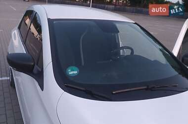 Хетчбек Renault Zoe 2020 в 