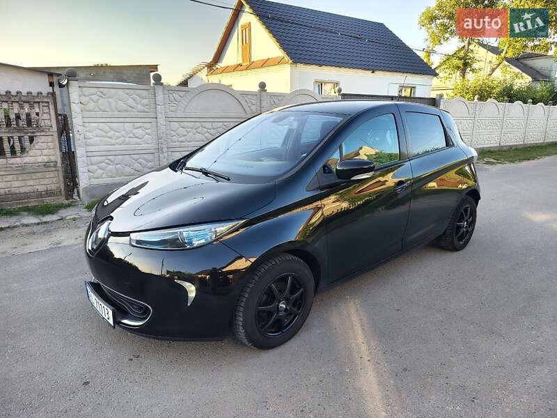 Хэтчбек Renault Zoe 2015 в Дубно