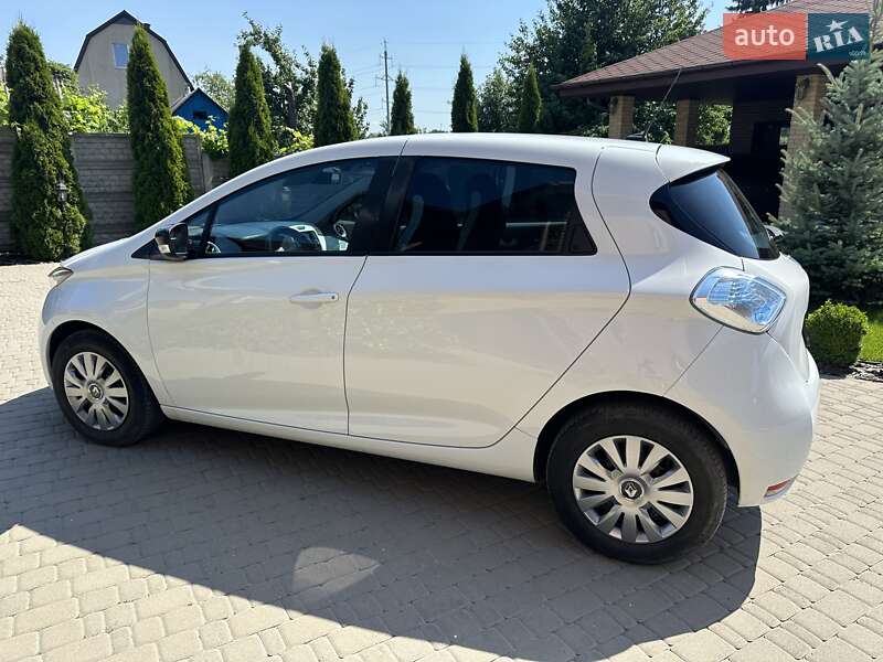 Хэтчбек Renault Zoe 2015 в Сумах