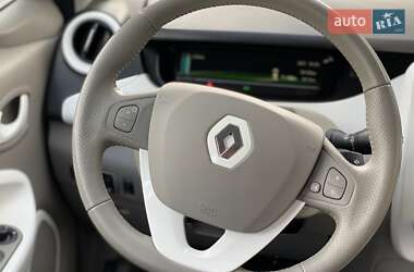 Хэтчбек Renault Zoe 2019 в 