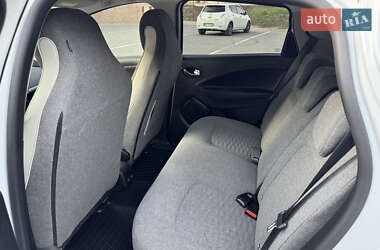 Хэтчбек Renault Zoe 2020 в 