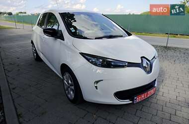 Хэтчбек Renault Zoe 2017 в 