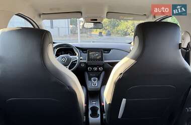 Хэтчбек Renault Zoe 2020 в 