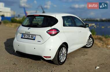 Хэтчбек Renault Zoe 2020 в 