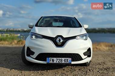 Хэтчбек Renault Zoe 2020 в 