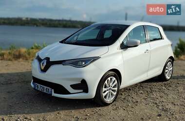 Хэтчбек Renault Zoe 2020 в 