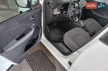 Хэтчбек Renault Zoe 2020 в 