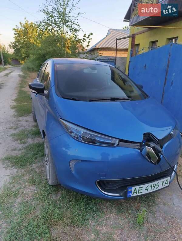 Хэтчбек Renault Zoe 2016 в Днепре фото 4 Хэтчбек Renault Zoe 2016 в Днепре