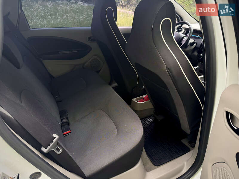 Хэтчбек Renault Zoe 2014 в Ужгороде