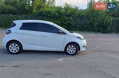 Хэтчбек Renault Zoe 2021 в 