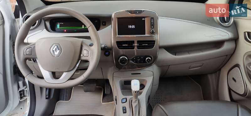 Хэтчбек Renault Zoe 2017 в Кременчуге фото 18 Хэтчбек Renault Zoe 2017 в Кременчуге