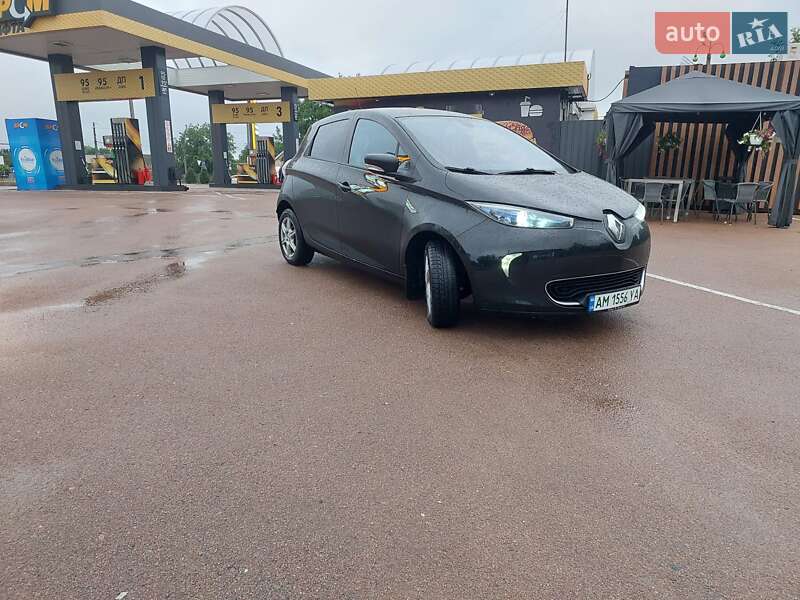 Хэтчбек Renault Zoe 2015 в Житомире