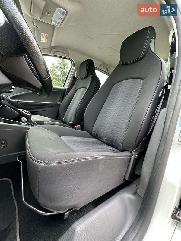 Хэтчбек Renault Zoe 2018 в Белогородке