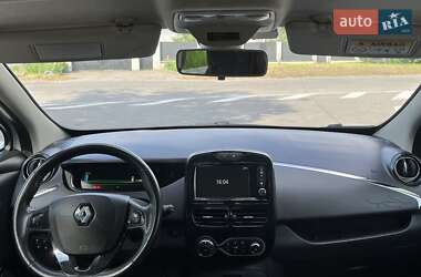 Хэтчбек Renault Zoe 2017 в 