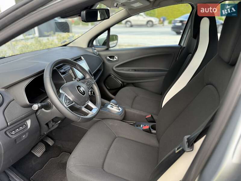 Хэтчбек Renault Zoe 2020 в Городке