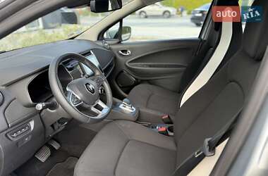 Хэтчбек Renault Zoe 2020 в 