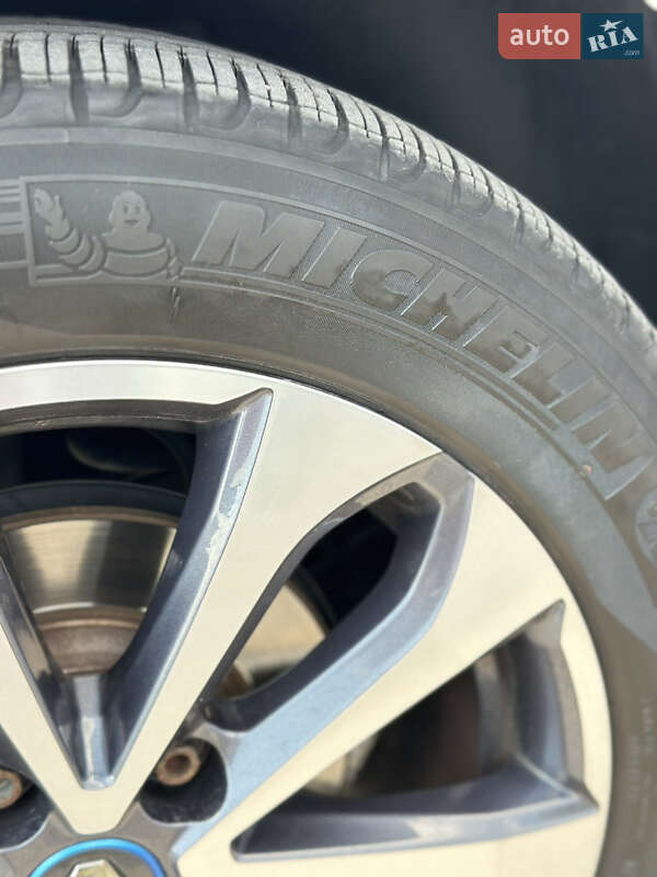 Хетчбек Renault Zoe 2019 в Дніпрі