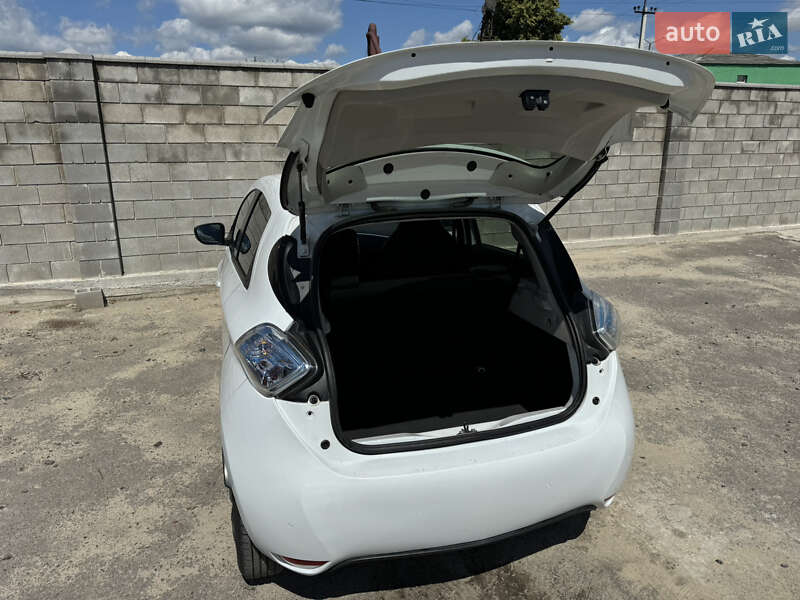 Хэтчбек Renault Zoe 2018 в Сарнах