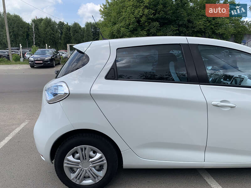 Хэтчбек Renault Zoe 2014 в Луцке