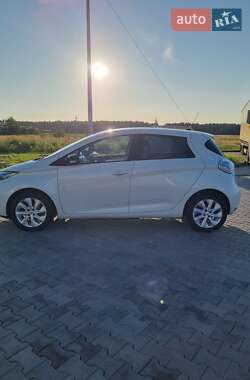 Хэтчбек Renault Zoe 2012 в 