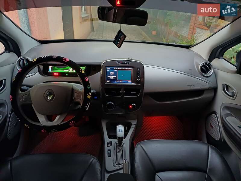 Хетчбек Renault Zoe 2017 в Запоріжжі