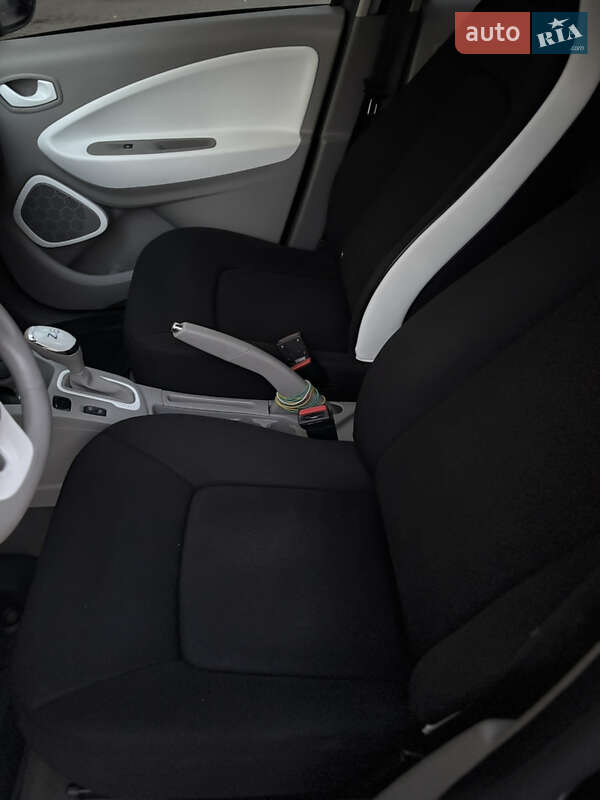 Хэтчбек Renault Zoe 2018 в Киеве фото 18 Хэтчбек Renault Zoe 2018 в Киеве