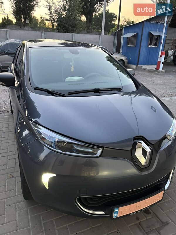 Хэтчбек Renault Zoe 2018 в Киеве фото 30 Хэтчбек Renault Zoe 2018 в Киеве