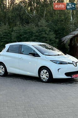Хэтчбек Renault Zoe 2013 в 