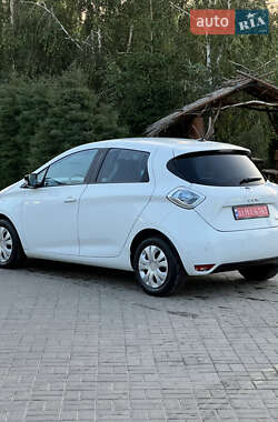 Хэтчбек Renault Zoe 2013 в 